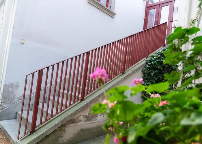 Carlone House Проживання в сім'ї